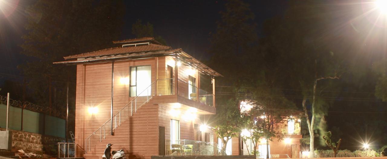 Lotus Farms Resort, Mahableshwar マハバレシュワール エクステリア 写真