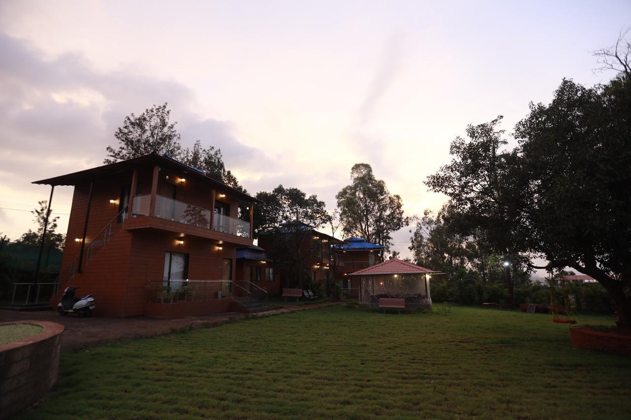Lotus Farms Resort, Mahableshwar マハバレシュワール エクステリア 写真