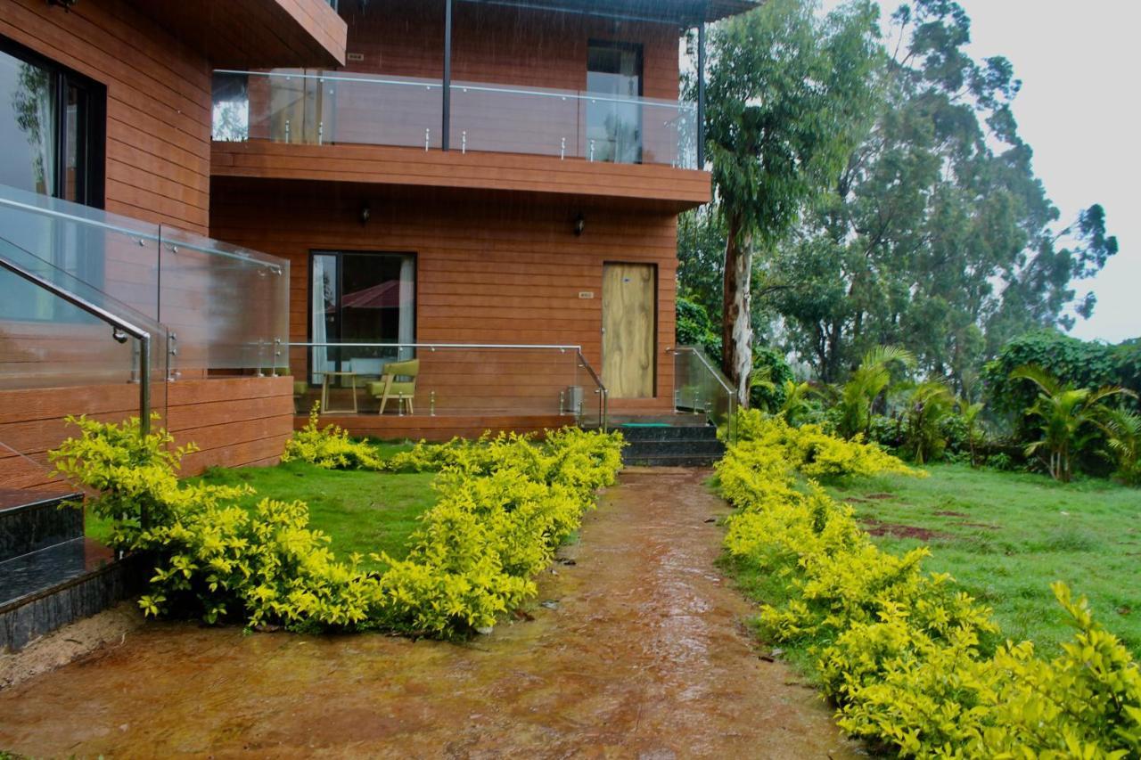 Lotus Farms Resort, Mahableshwar マハバレシュワール エクステリア 写真